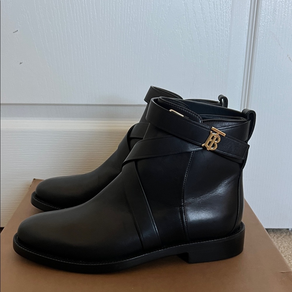 Burberry Black Leather Ankle Boots